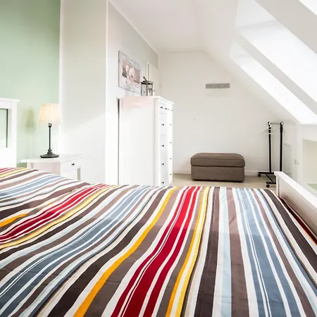 Kleine Bergstraße 18 7 Apartment